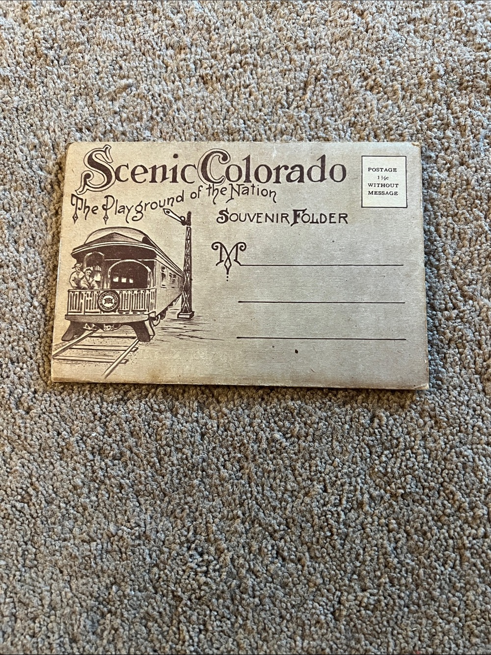 Scenic Colorado Souvenir Folder in Beige